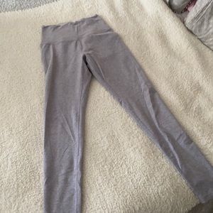 Light purple leggings